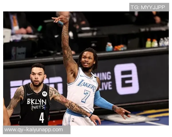 特雷曼恩半场表现出色砍下18分5板3助2断成为球队奇兵