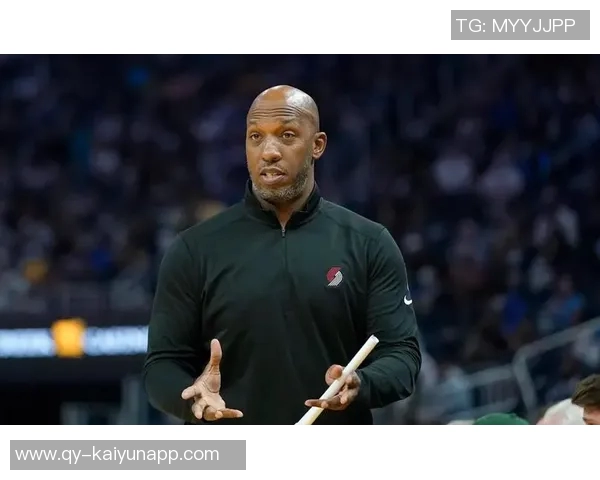 比卢普斯谈季前赛首发轮换希望球迷理性解读球队策略