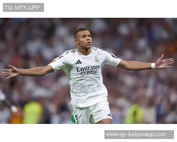 姆巴佩本赛季再现惊艳世界波仿佛复制粘贴引发球迷热议